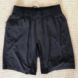 Men’s Lululemon Shorts 11”